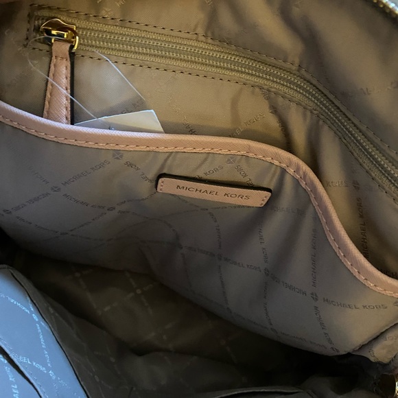Blush pink MK backpack - Picture 9 of 14